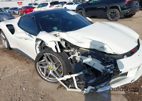 2016 Ferrari 488 Spider z USA, uszkodzony, nr VIN ZFF80AMA9G0219417